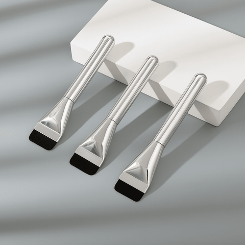 WAKEMAKE Spatula Wide Foundation Brush - Lunara Shopping