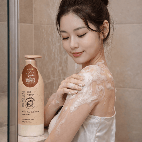 MIDHA Brown Rice Body Wash Vanilla Wood Scent (24.6 fl.oz) - Lunara Cosmetics